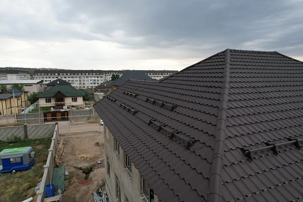 Модульная металлочерепица VICENZA APROFIL для частного дома в Алматы (Игилик)