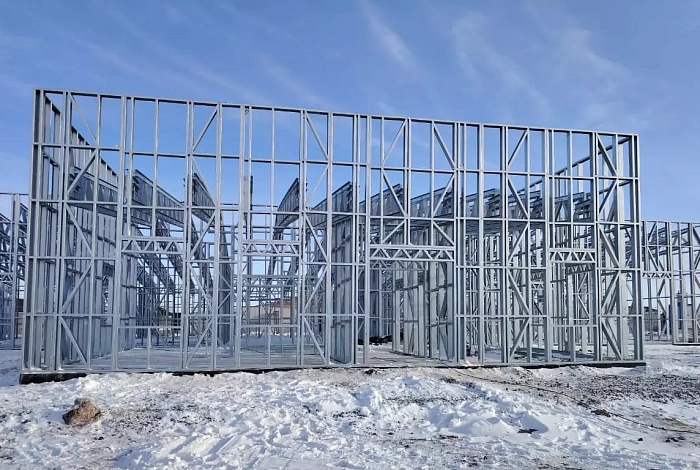 Каркас здания с адаптацией тяжёлых металлоконструкций из ЛСТК APROFIL в Акмолинской области