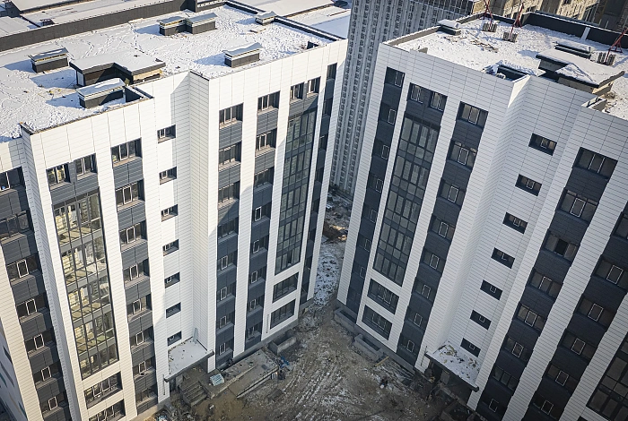Линеарные панели APROFIL в облицовке жилого комплекса «Ожет» в Алматы